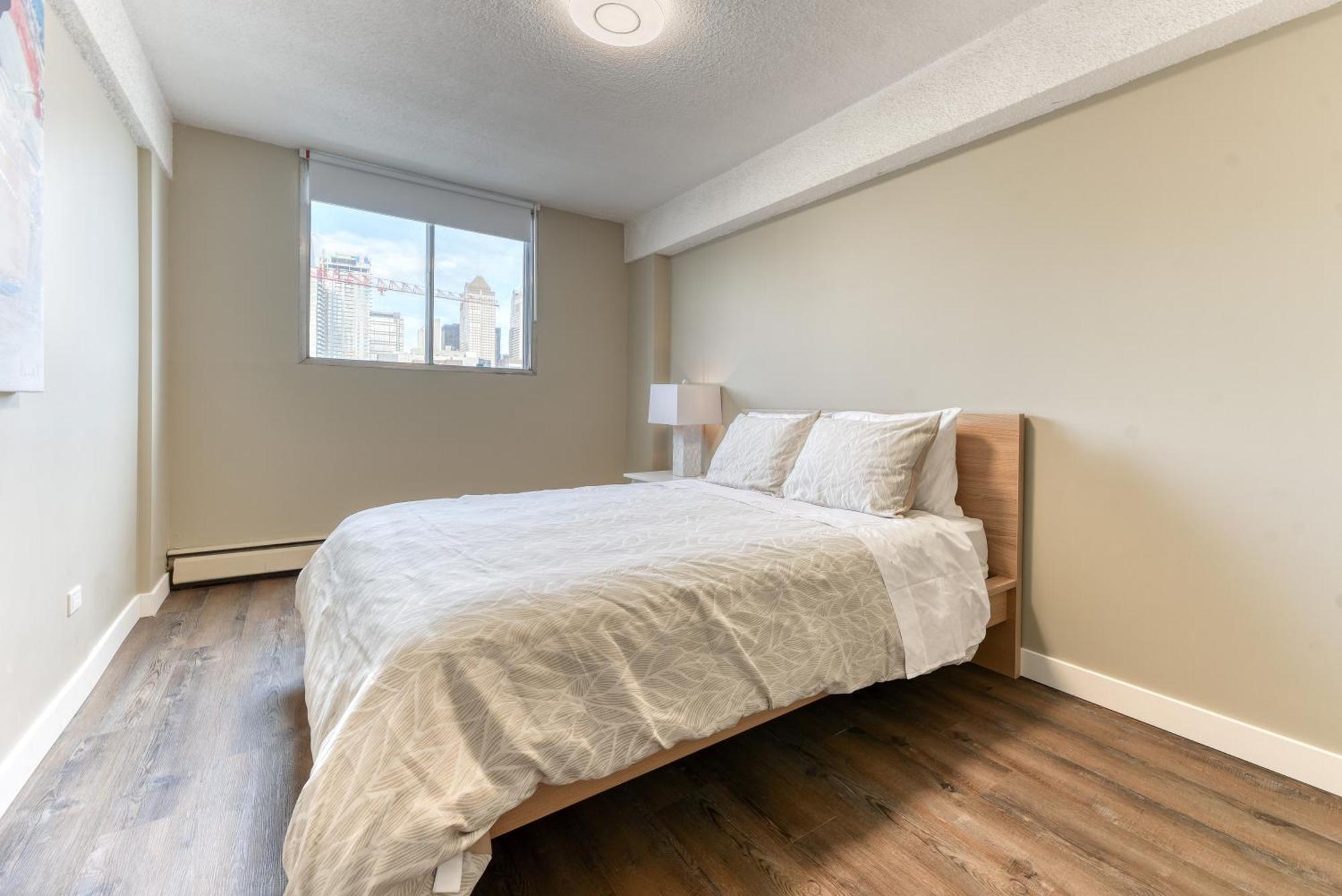A Spacious Downtown 1-Bed Suite Calgary Ngoại thất bức ảnh